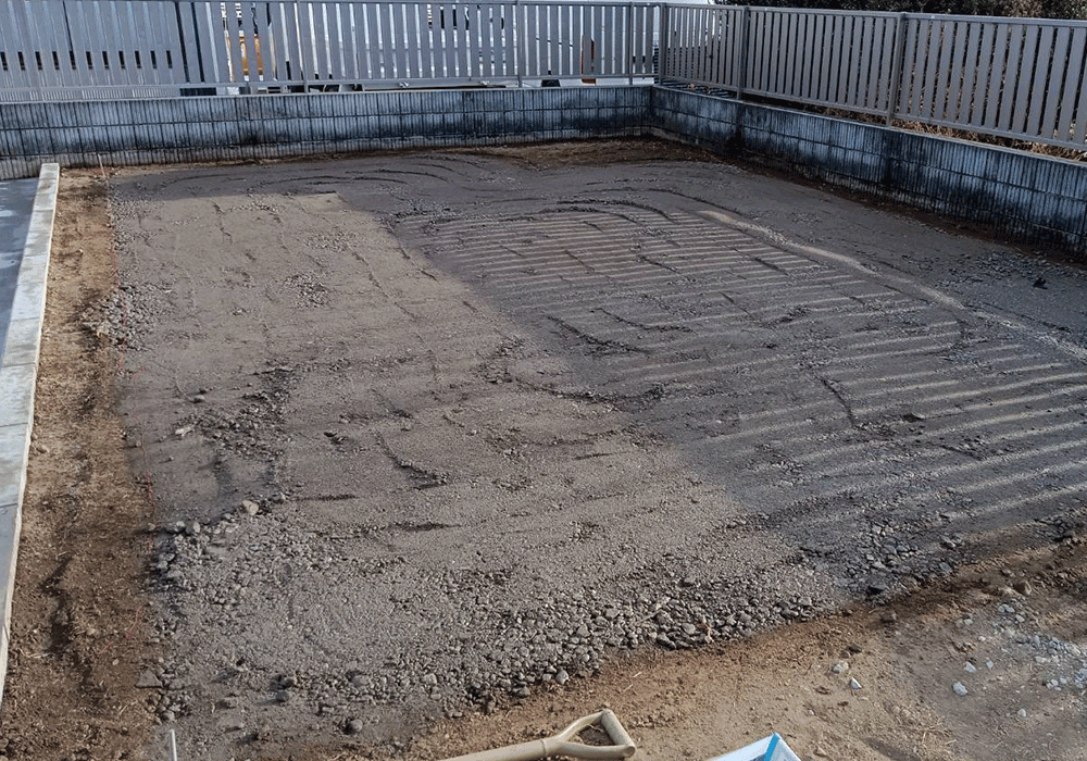 パッティンググリーン下地,砕石,押し固め